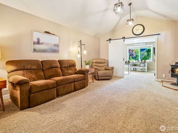 19853 133rd Place SE, Renton WA 98058