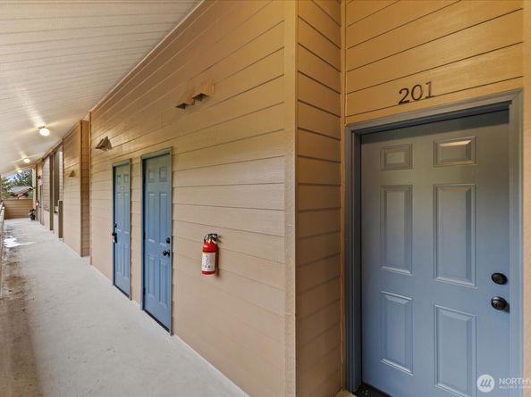 12600 57th Avenue S B201, Seattle WA 98178