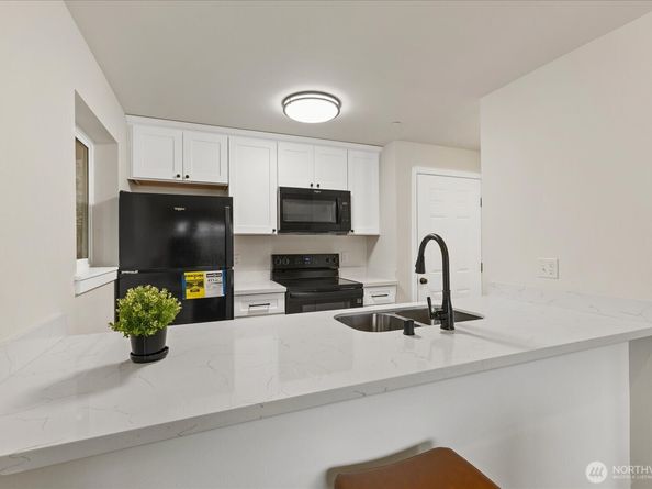 12600 57th Avenue S B201, Seattle WA 98178