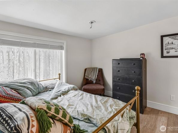 1048 S Director Street, Seattle WA 98108