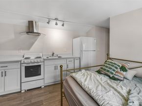 1048 S Director Street, Seattle WA 98108