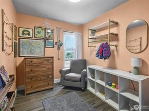 1048 S Director Street, Seattle WA 98108