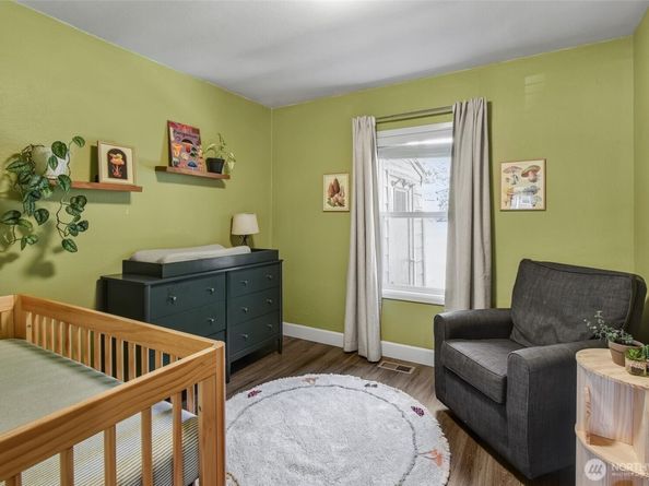 1048 S Director Street, Seattle WA 98108