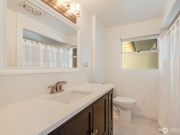 1279 149th Place SE, Bellevue WA 98007