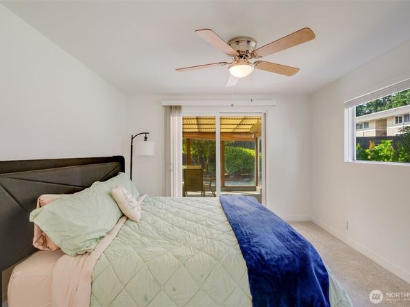 1279 149th Place SE, Bellevue WA 98007