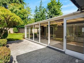 1279 149th Place SE, Bellevue WA 98007
