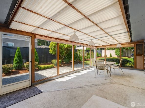 1279 149th Place SE, Bellevue WA 98007