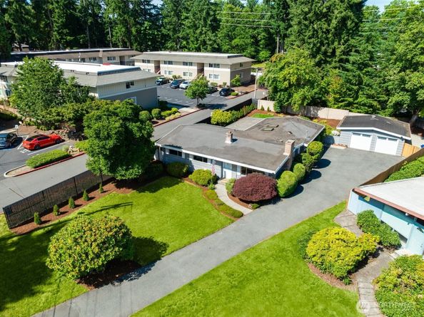 1279 149th Place SE, Bellevue WA 98007