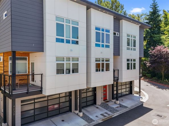 4040 129th Court SE 18, Bellevue WA 98006
