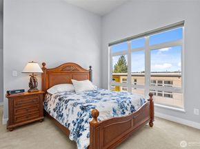 4040 129th Court SE 18, Bellevue WA 98006