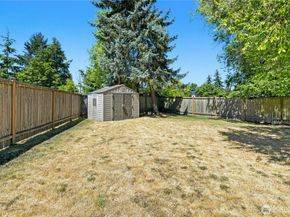 21502 52nd Place W, Mountlake Terrace WA 98043