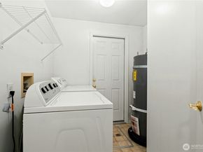 21502 52nd Place W, Mountlake Terrace WA 98043