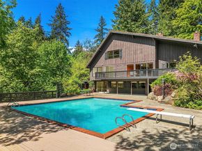 16521 NE 1st Place, Bellevue WA 98008