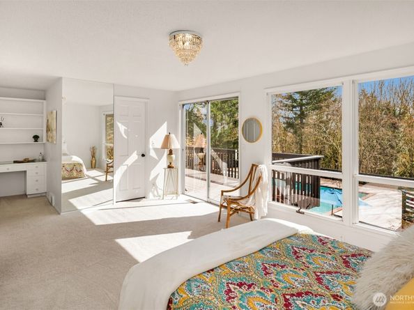 16521 NE 1st Place, Bellevue WA 98008