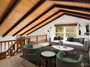 16521 NE 1st Place, Bellevue WA 98008