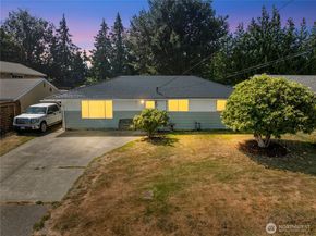 9414 Sharon Drive, Everett WA 98204