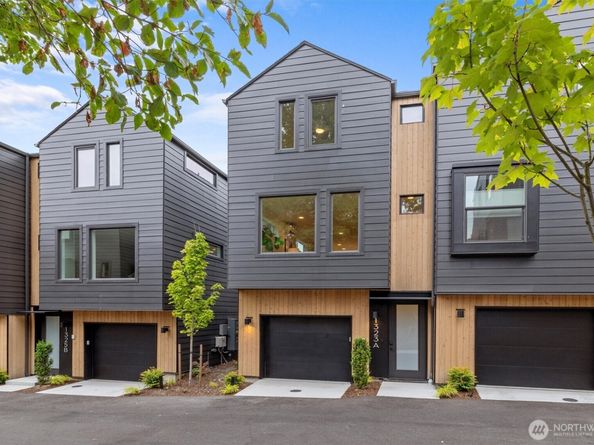 1323 N 185th Street A, Shoreline WA 98133