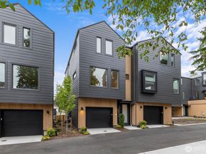 1323 N 185th Street A, Shoreline WA 98133