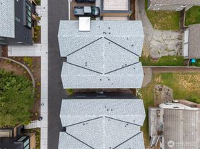 1323 N 185th Street A, Shoreline WA 98133