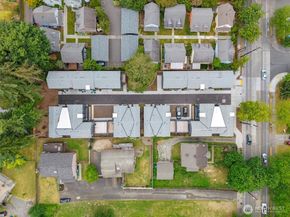 1323 N 185th Street A, Shoreline WA 98133
