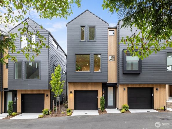 1323 N 185th Street A, Shoreline WA 98133