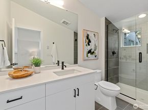1323 N 185th Street A, Shoreline WA 98133
