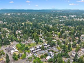 1323 N 185th Street A, Shoreline WA 98133