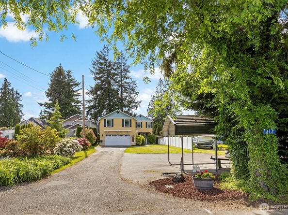 1312 NE South Petterson Road, Keyport WA 98345
