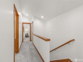 2511 NE 125th ST A, Seattle WA 98125