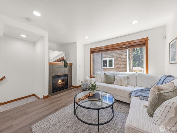 2511 NE 125th ST A, Seattle WA 98125