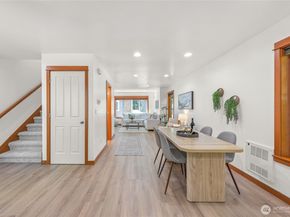 2511 NE 125th ST A, Seattle WA 98125
