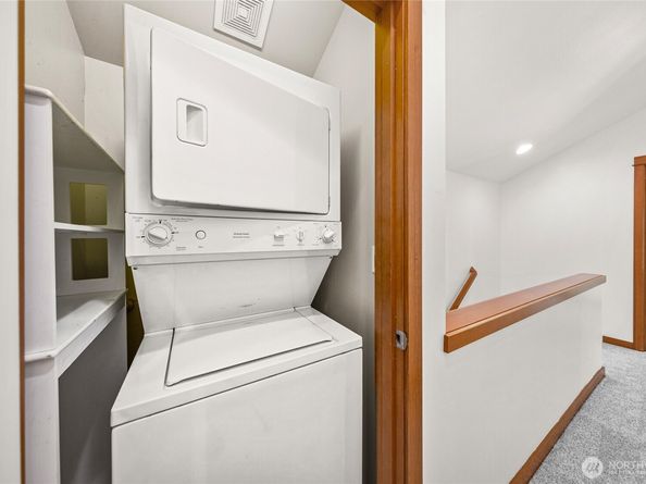 2511 NE 125th ST A, Seattle WA 98125