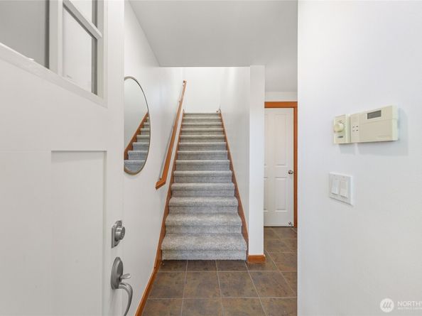 2511 NE 125th ST A, Seattle WA 98125