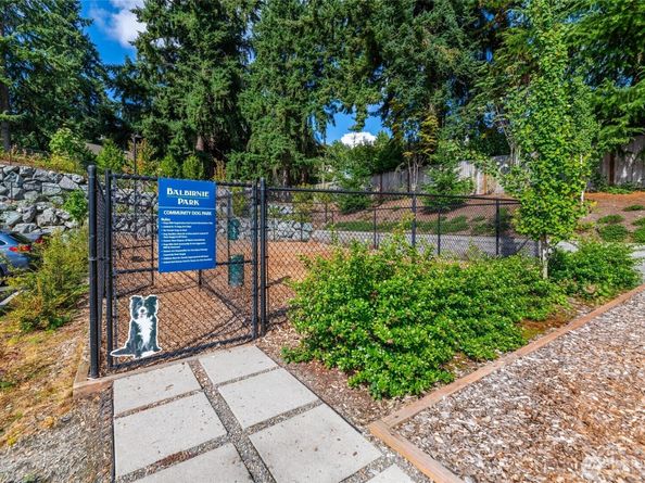6633 NE 188th Court 5, Kenmore WA 98028