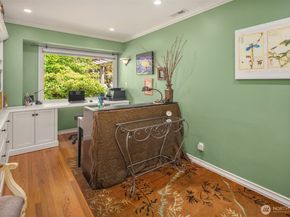 235 10th Avenue W, Kirkland WA 98033
