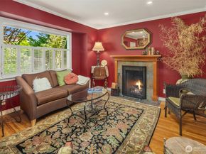 235 10th Avenue W, Kirkland WA 98033