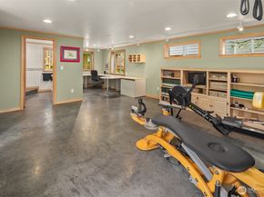 235 10th Avenue W, Kirkland WA 98033