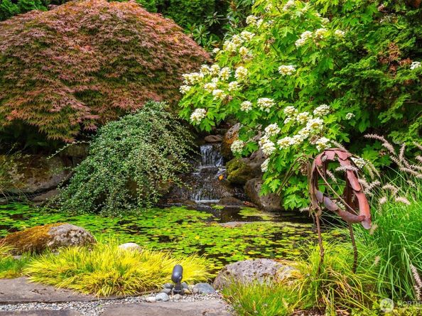 235 10th Avenue W, Kirkland WA 98033