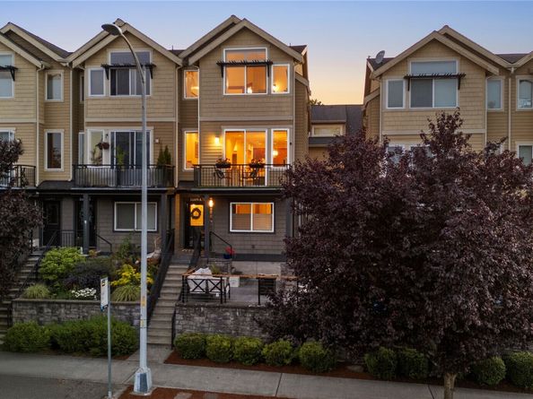1609 California Avenue SW A, Seattle WA 98116