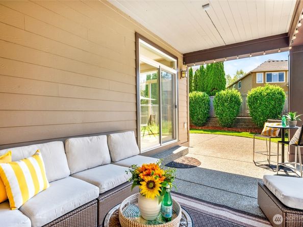 23717 NE 108th Place, Redmond WA 98053