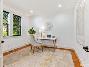 23717 NE 108th Place, Redmond WA 98053