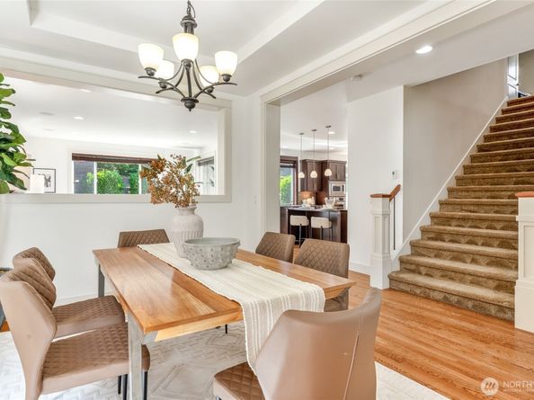 23717 NE 108th Place, Redmond WA 98053