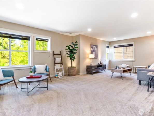 23717 NE 108th Place, Redmond WA 98053