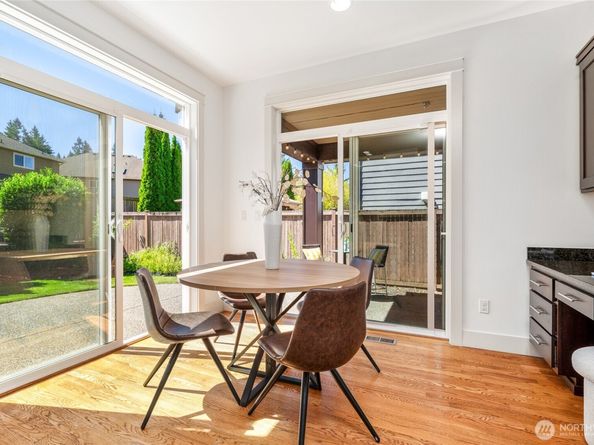23717 NE 108th Place, Redmond WA 98053