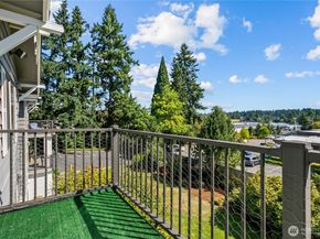 8017 234th Street SW 325, Edmonds WA 98026