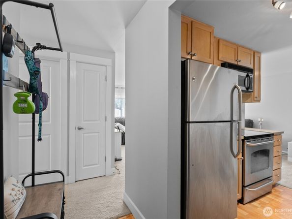 8017 234th Street SW 325, Edmonds WA 98026