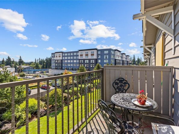 8017 234th Street SW 325, Edmonds WA 98026