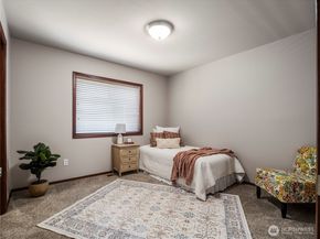 35087 41st Place S, Auburn WA 98001