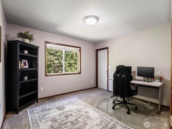 35087 41st Place S, Auburn WA 98001