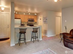 9805 Avondale Road NE T254, Redmond WA 98052